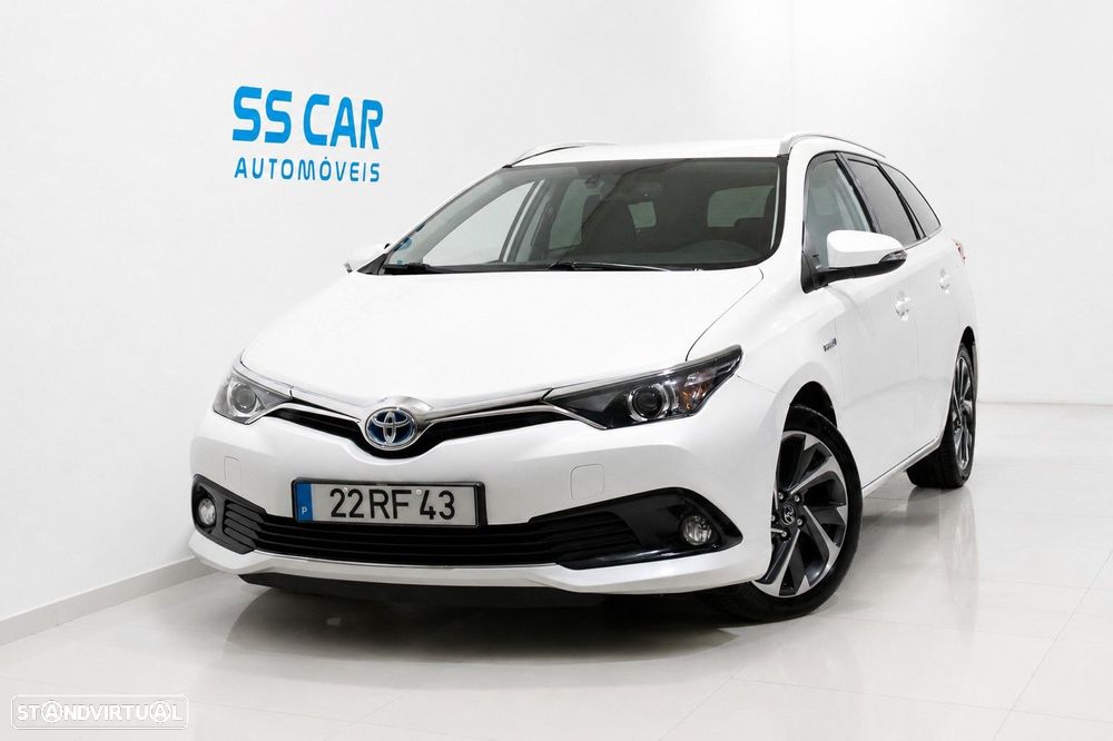 Toyota Auris Touring Sports - 2