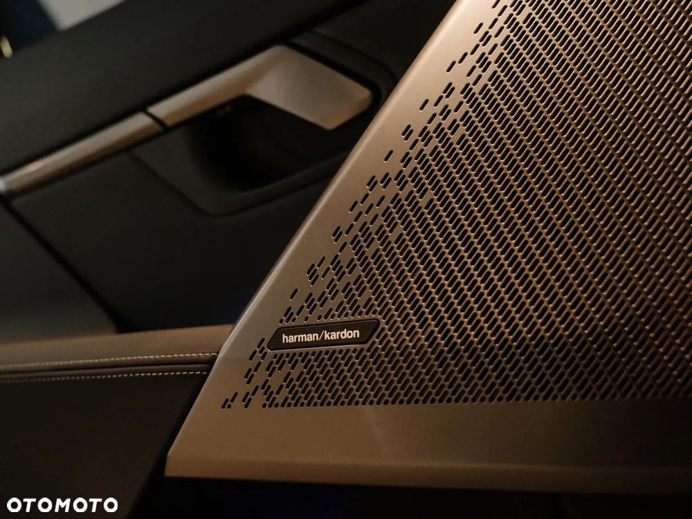 BMW Seria 5 530e PHEV - 11