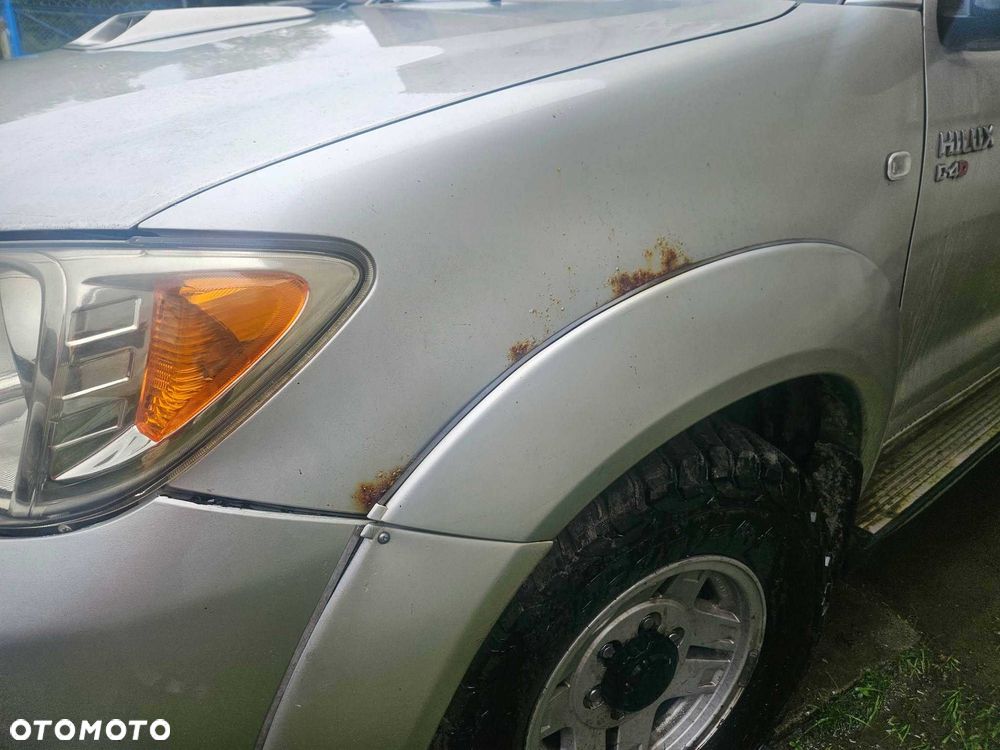 Toyota Hilux - 8