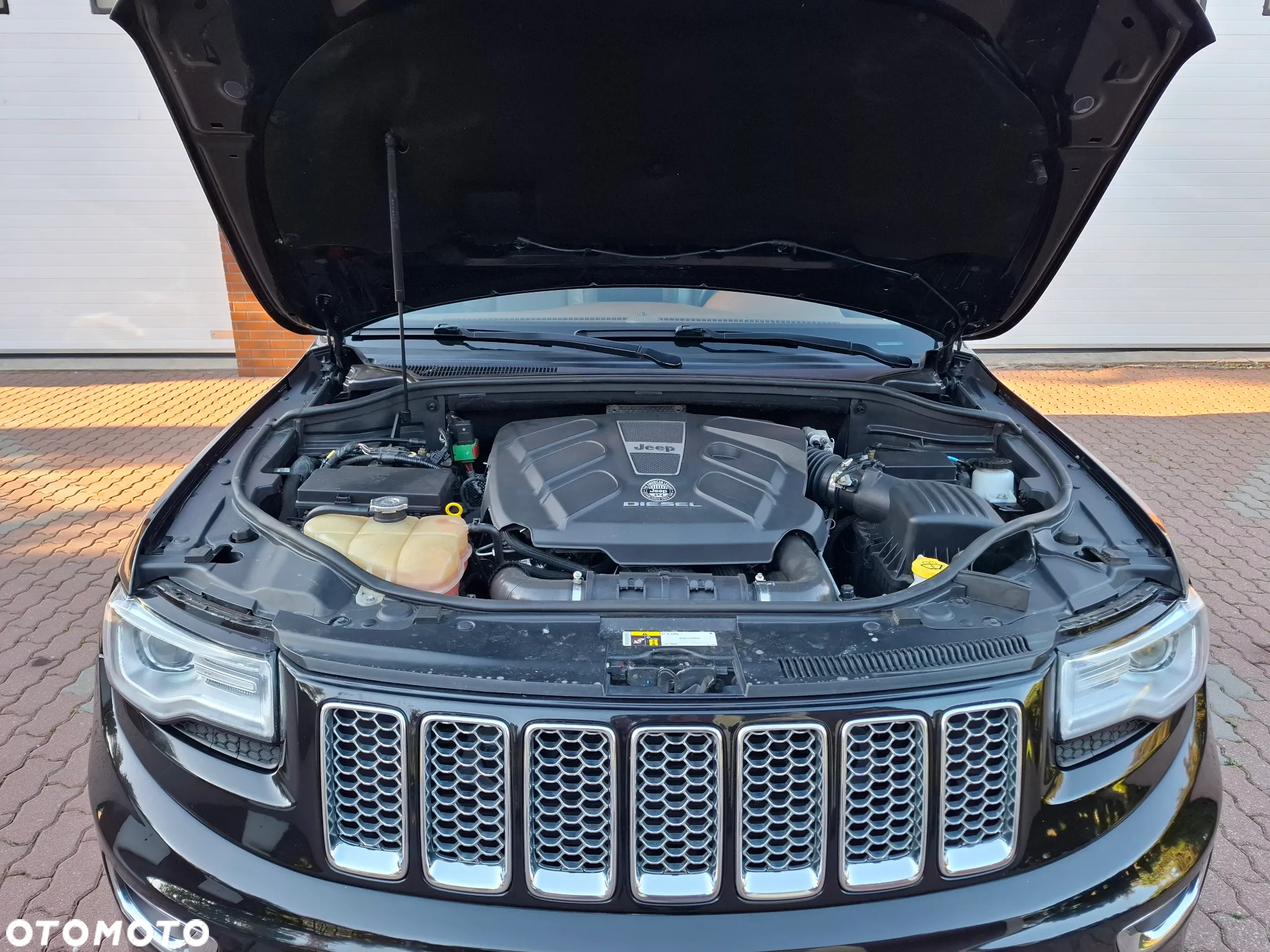 Jeep Grand Cherokee 3.0 CRD Overland Summit - 16