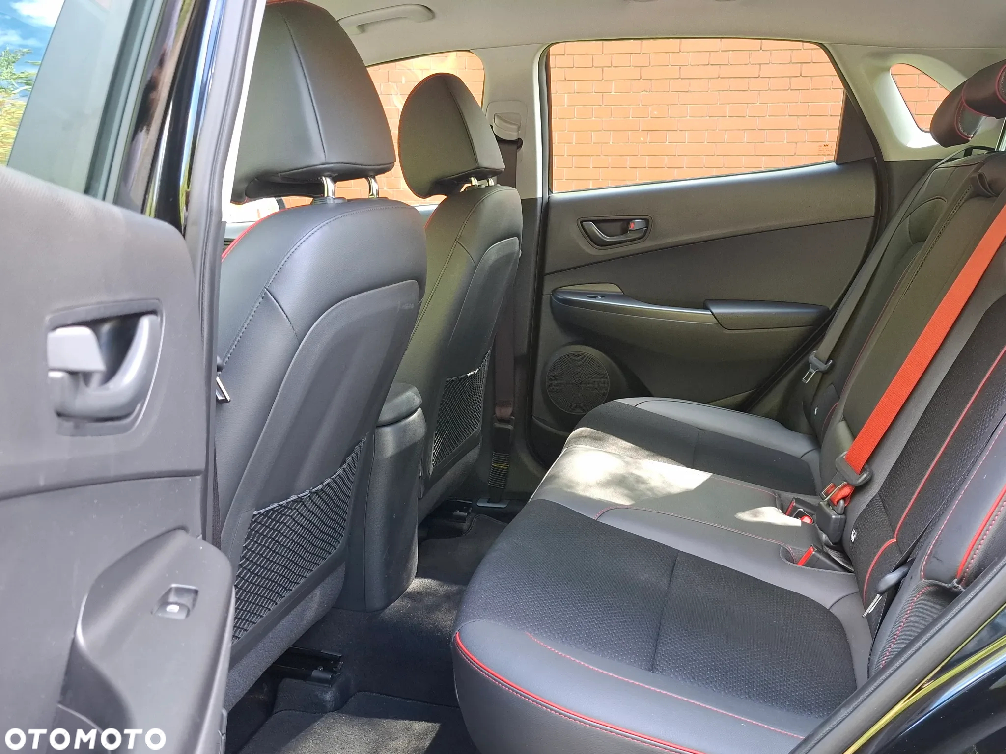 Hyundai Kona - 13