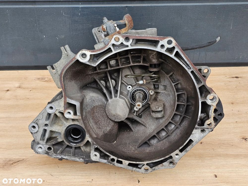 SKRZYNIA BIEGÓW OPEL ZAFIRA B VECTRA C 1.8 Z18XER F17 C394 55355489 649354685 - 4