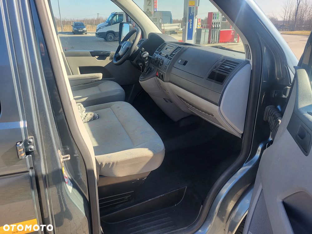 Volkswagen Transporter - 25