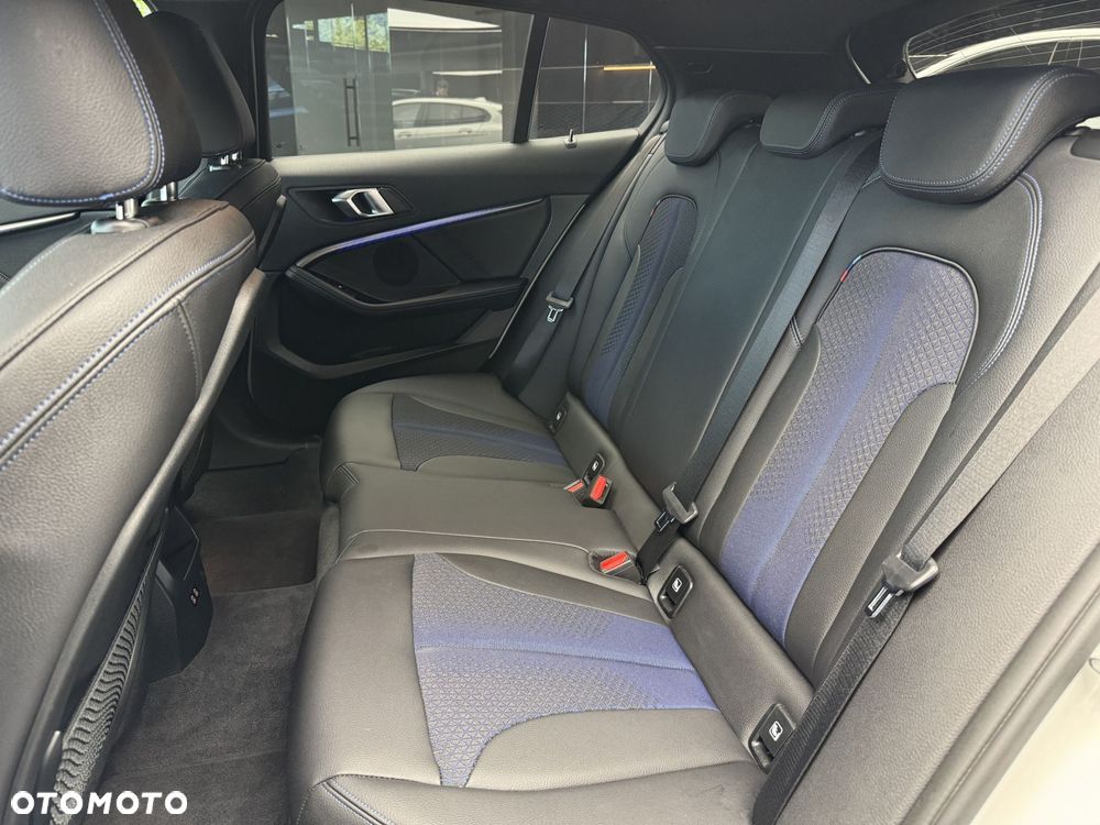 BMW Seria 1 118i M Sport - 15
