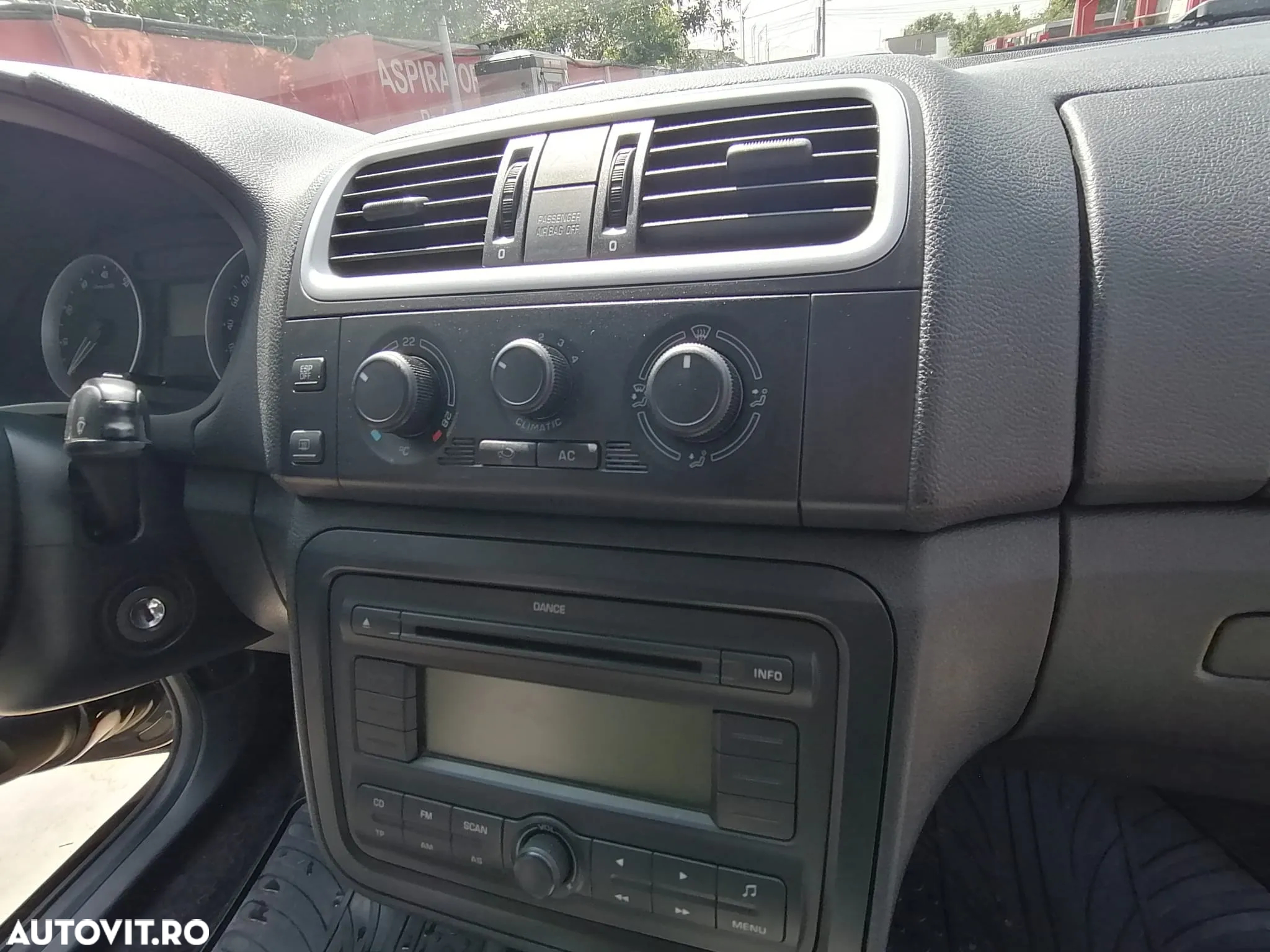 Skoda Fabia 1.6 Elegance - 5