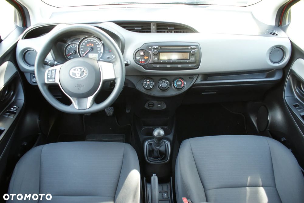 Toyota Yaris - 6