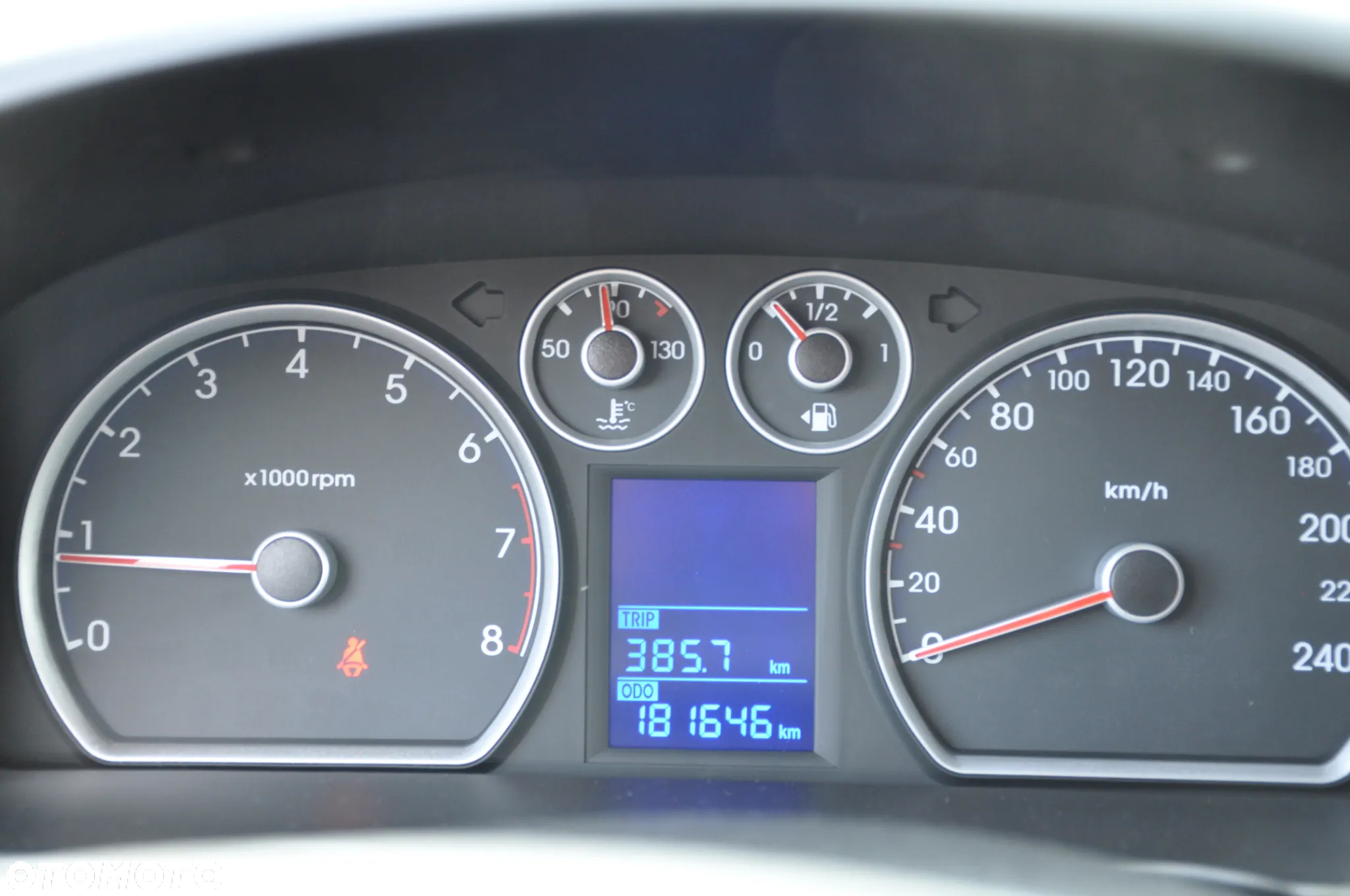 Hyundai i30 1.4 Base + - 34