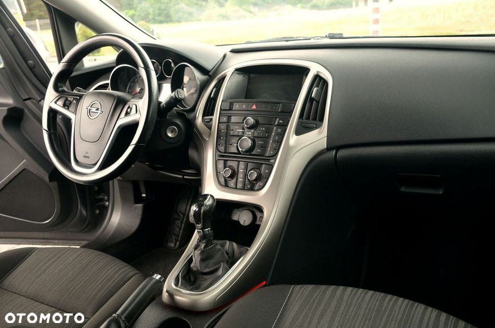 Opel Astra - 16