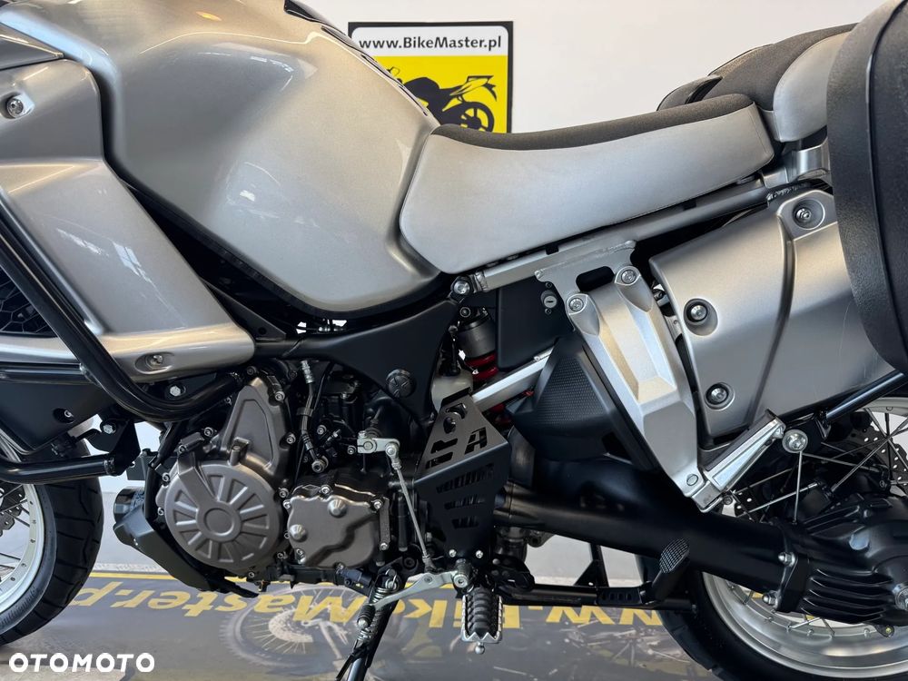 Yamaha XT - 24