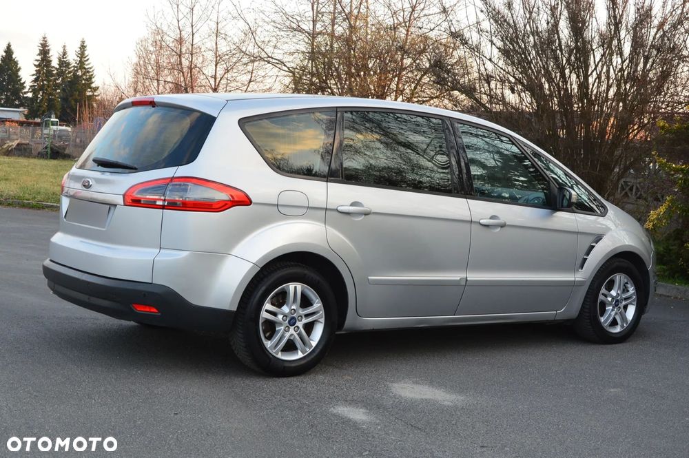 Ford S-Max 2.0 TDCi DPF Titanium - 17