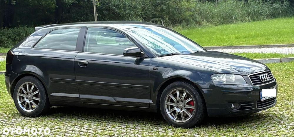 Audi A3 3-drzwiowe 1.6 Ambiente - 2
