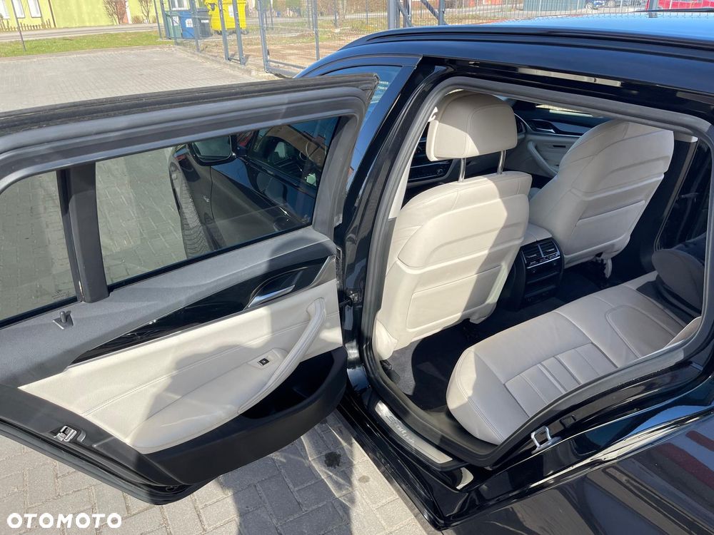 BMW Seria 5 520d Sport Line - 5