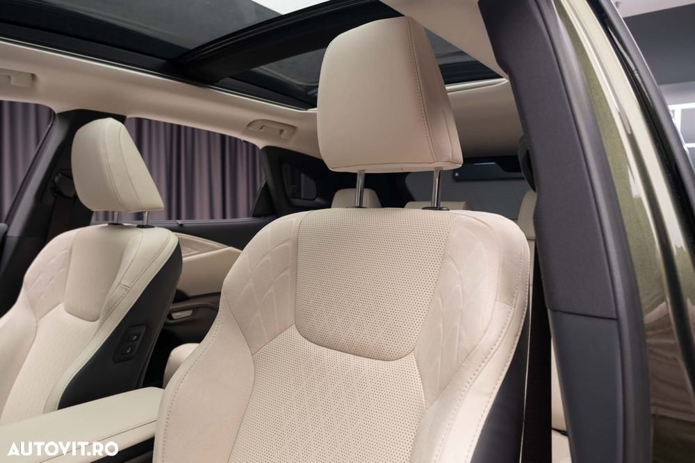 Lexus Seria RX 450h+ E-Four PHEV Luxury - 8