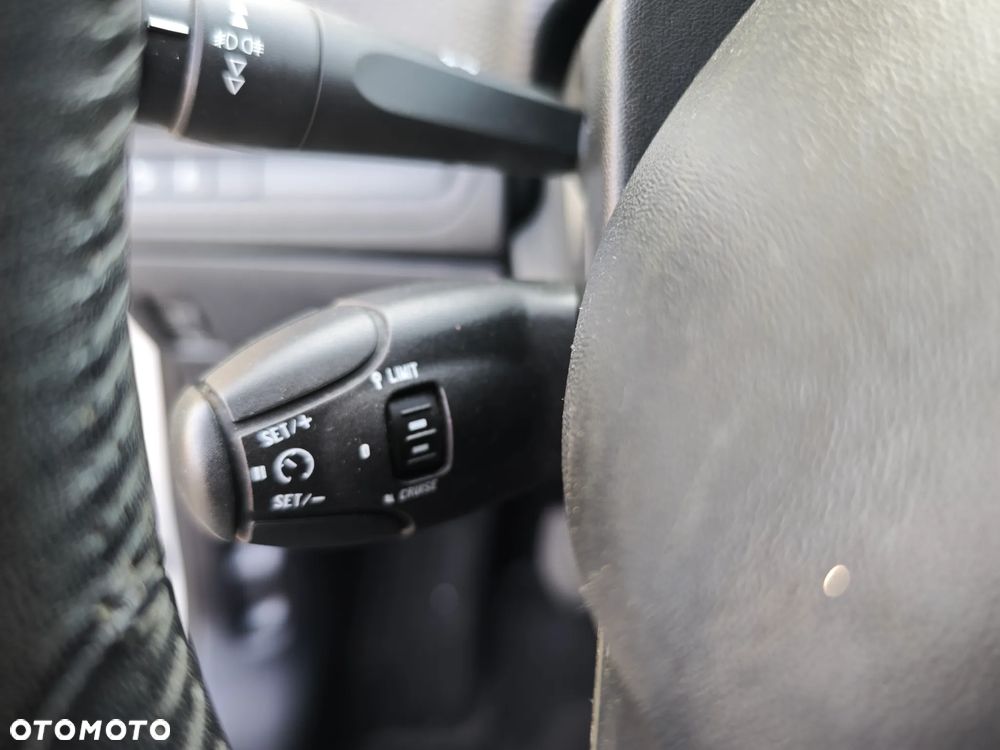 Peugeot 2008 120 VTI Active - 32