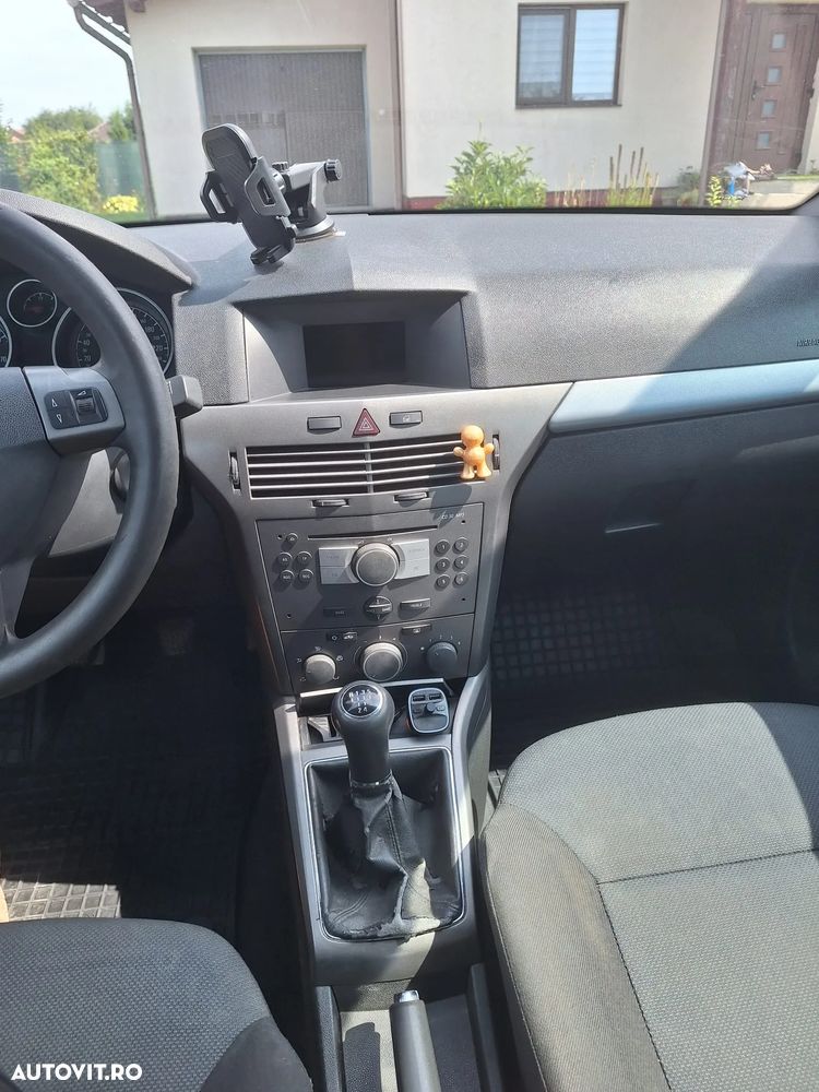 Opel Astra Classic 1.6i - 4