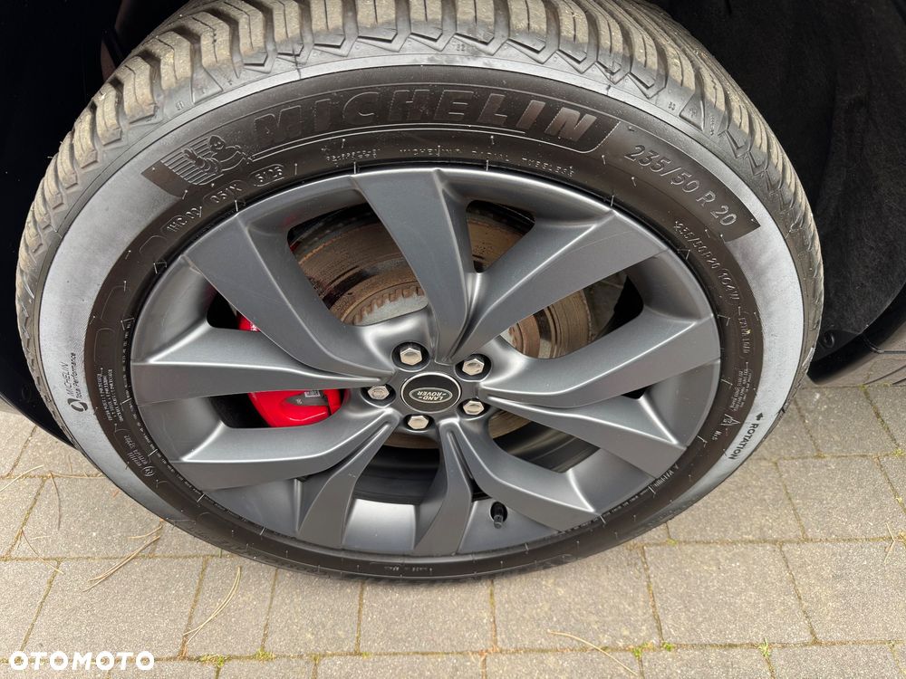 Land Rover Discovery Sport P300e R-Dynamic HSE - 36