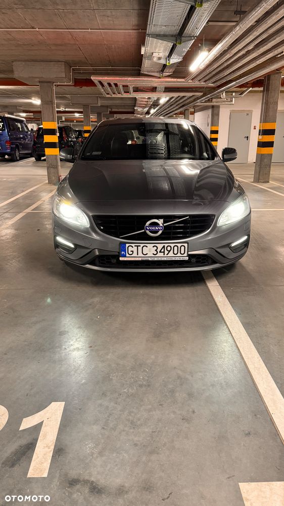 Volvo V60 D3 Geartronic RDesign - 1