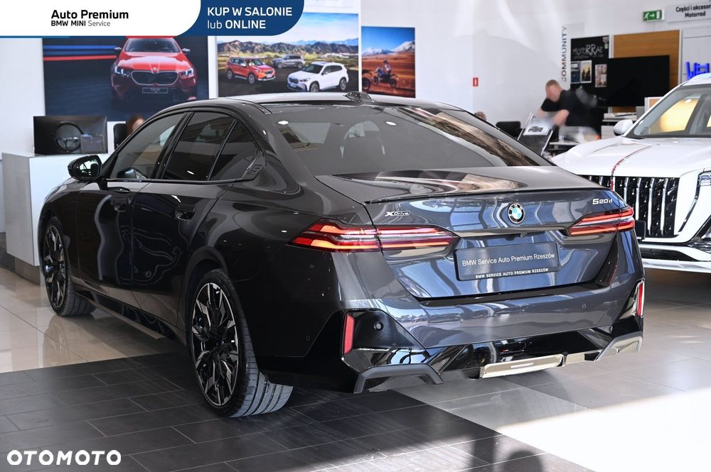BMW Seria 5 520d xDrive - 8
