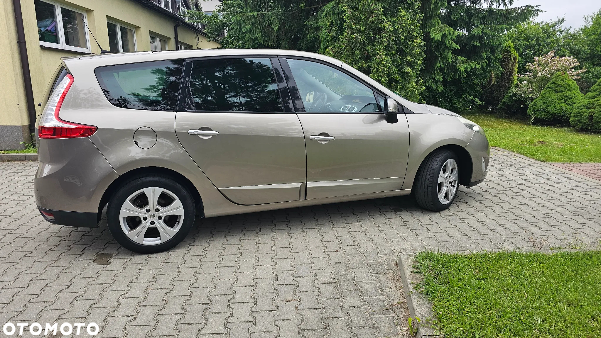 Renault Grand Scenic Gr 1.4 16V TCE Privilege - 6