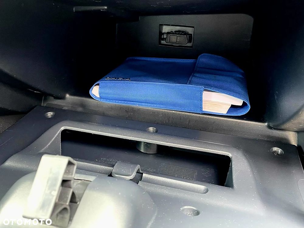Dacia Sandero 1.2 16V Access EU6 - 22