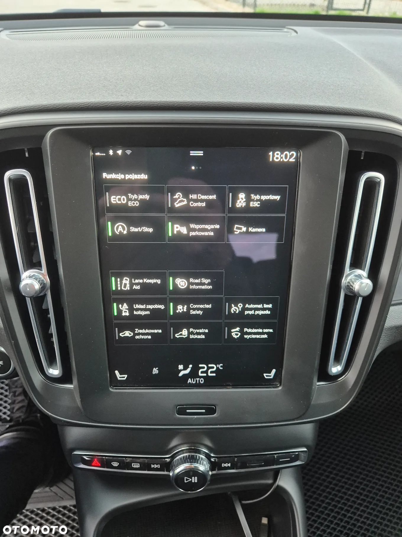 Volvo XC 40 T3 Momentum Core - 15