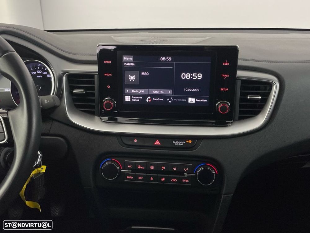 Kia XCeed 1.0 T-GDI Tech - 15