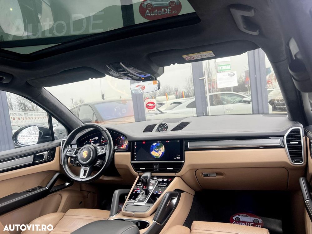 Porsche Cayenne Turbo - 6