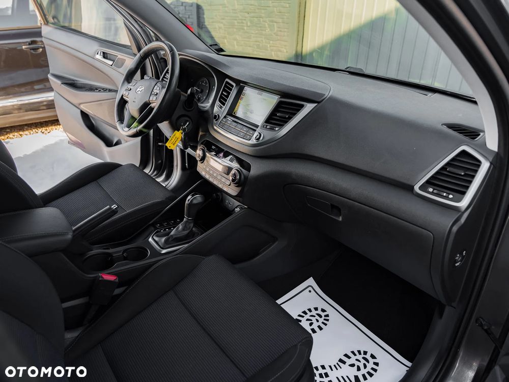 Hyundai Tucson blue 1.7 CRDi 2WD DCT Premium - 17