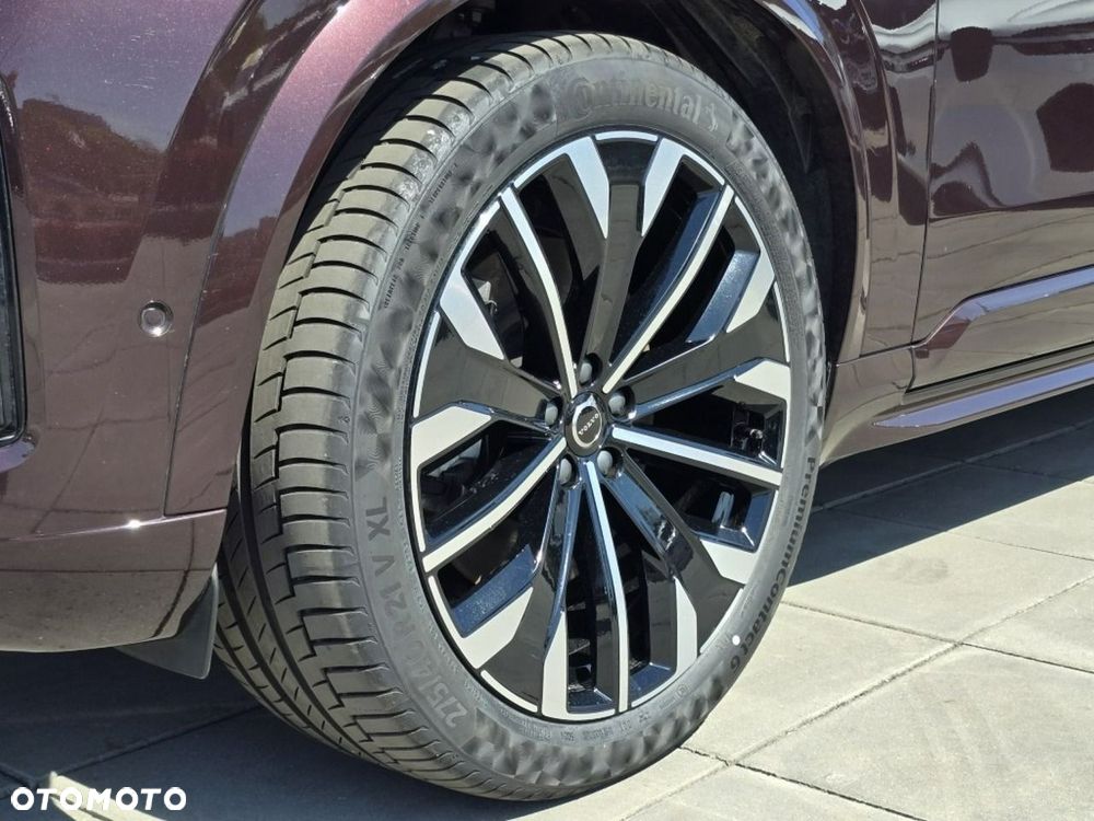 Volvo XC 90 T8 AWD Plug-In Hybrid Plus Dark 7os - 22