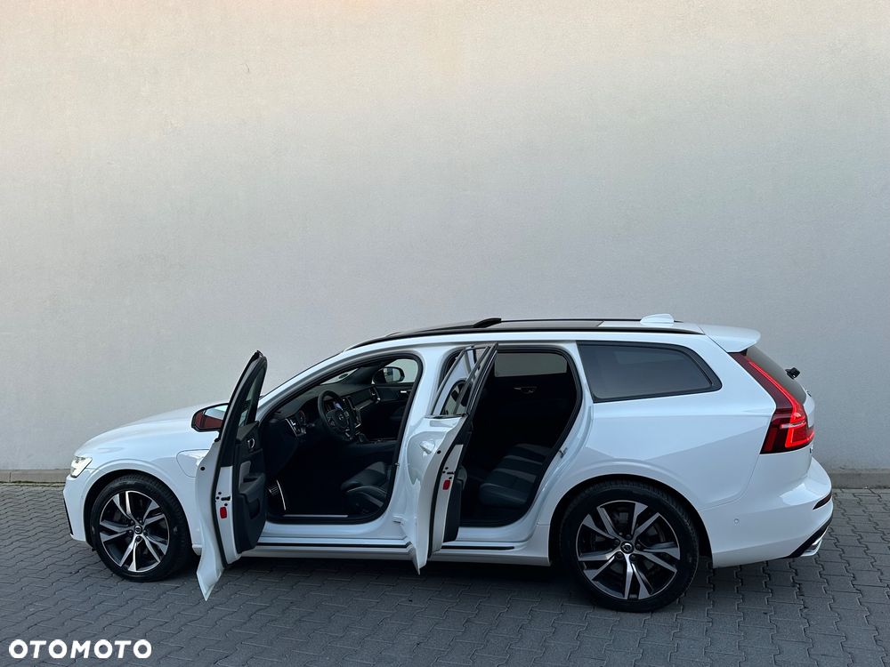 Volvo V60 T6 AWD Recharge Geartronic RDesign - 19