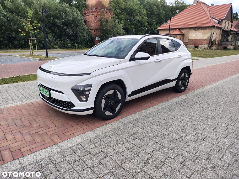 Hyundai Kona 65kWh Executive - 1