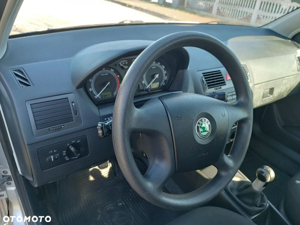 Skoda Fabia 1.4 16V Cool Edition - 8