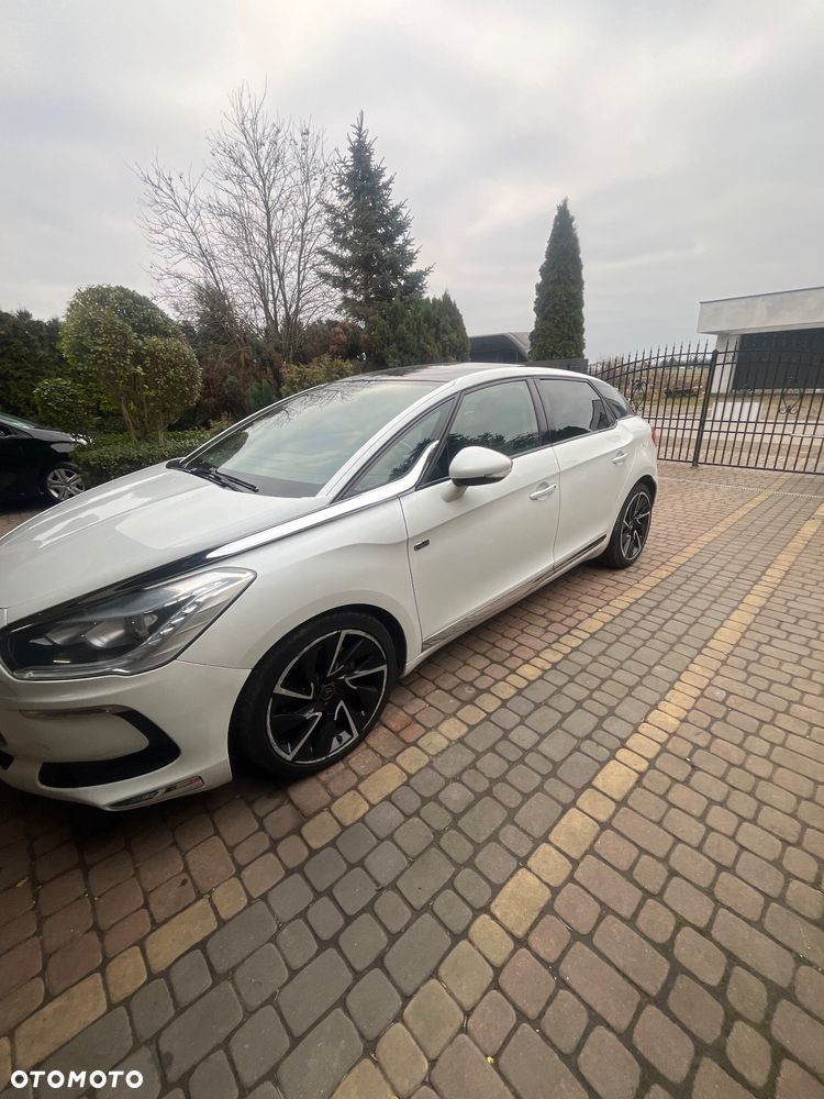 Citroën DS5 Hybrid4 EGS6 SportChic - 6