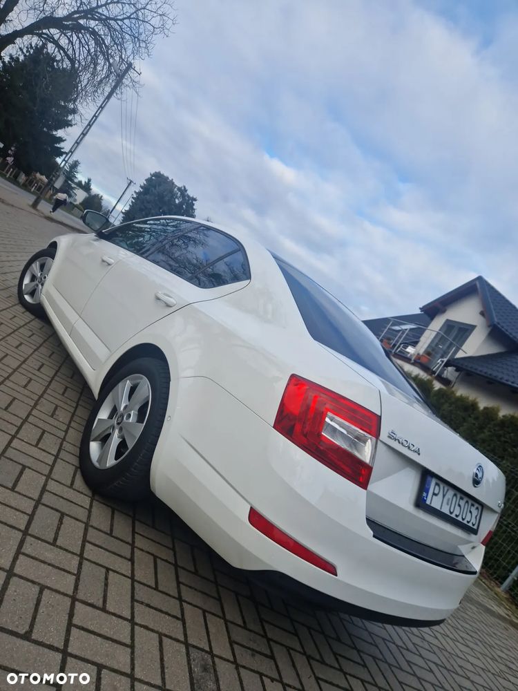 Skoda Octavia 2.0 TDI Sport Edition - 6