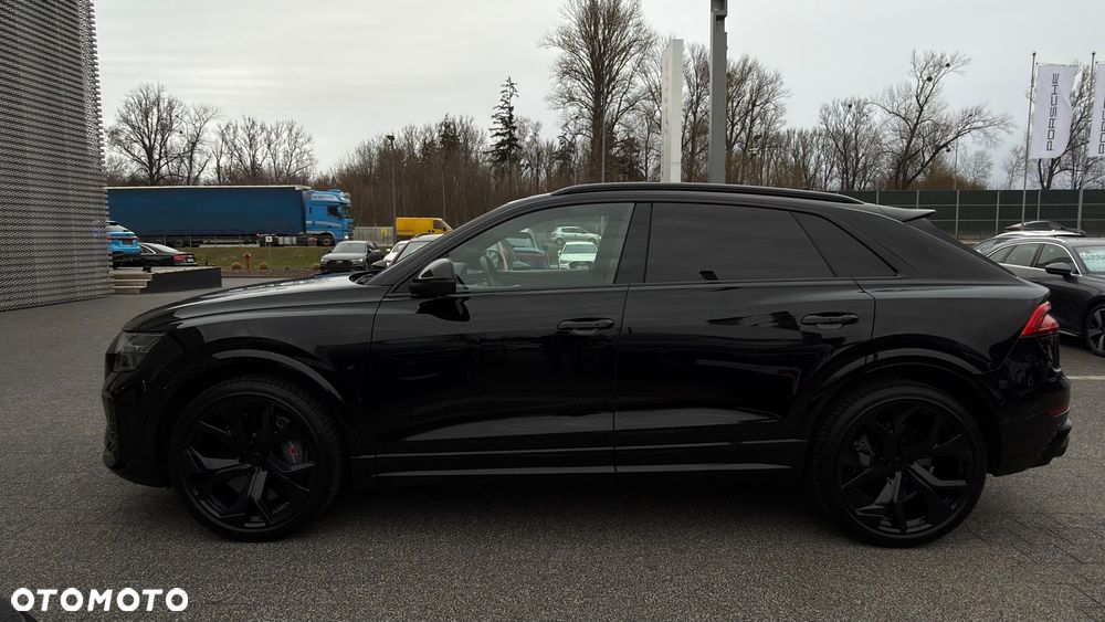 Audi RS Q8 - 26