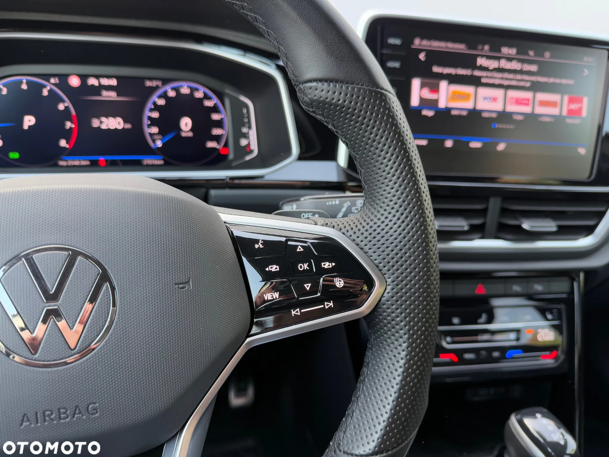 Volkswagen T-Roc 1.5 TSI Style DSG - 19