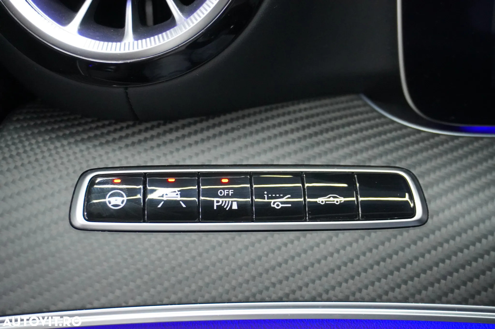 Mercedes-Benz AMG GT-S 63 4MATIC+ - 15