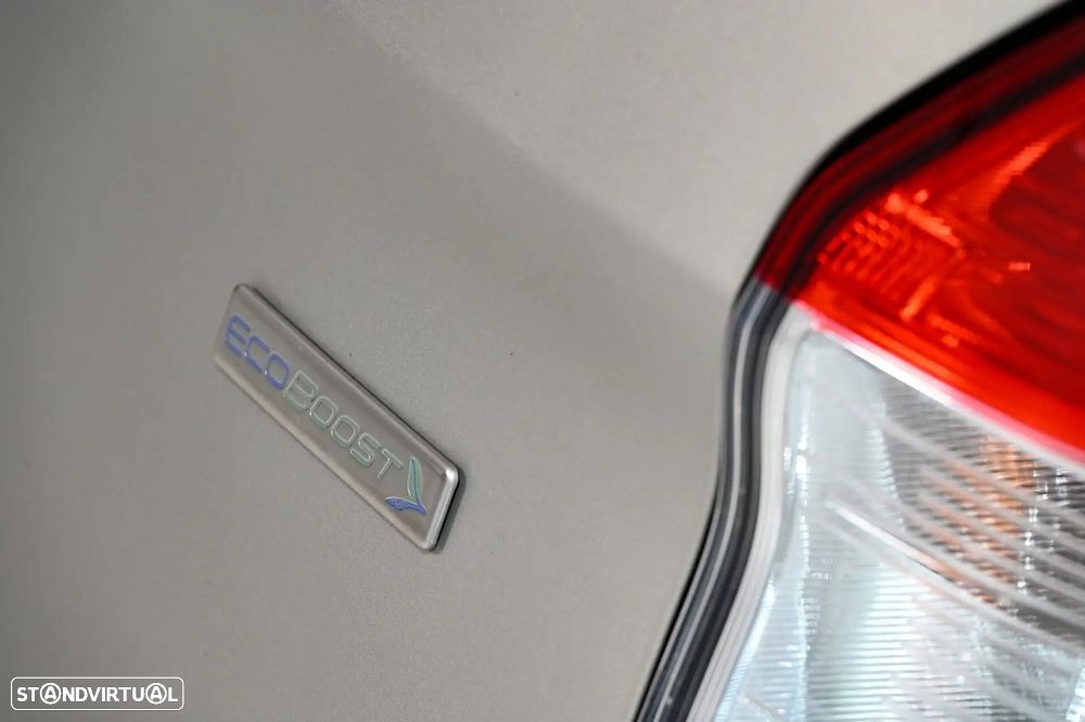 Ford Tourneo Courier 1.0 EcoBoost Titanium - 11