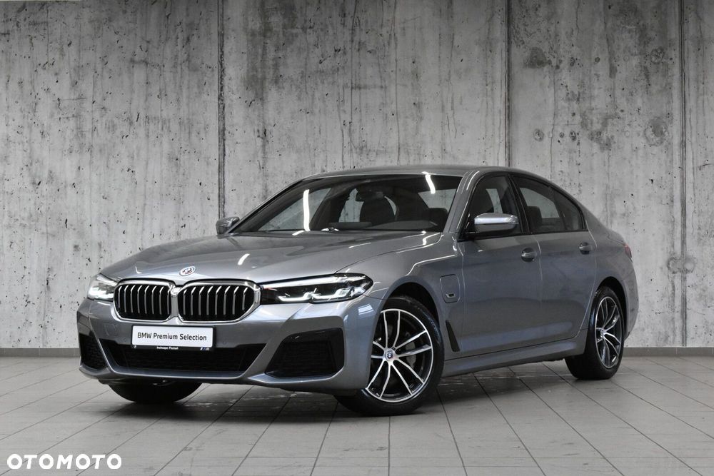 BMW Seria 5 530e xDrive M Sport sport - 1