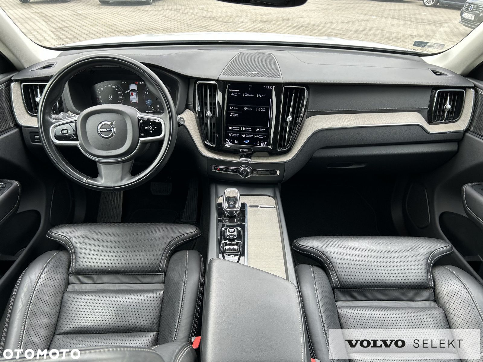 Volvo XC 60 - 32