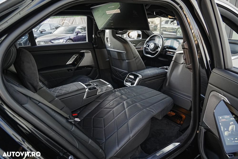 BMW Seria 7 750e xDrive - 17