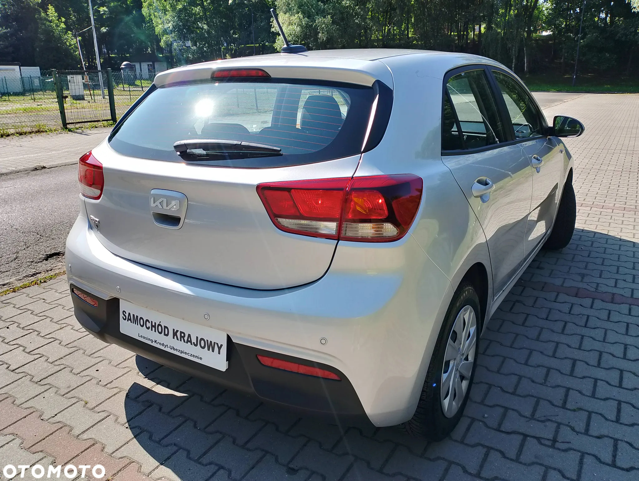 Kia Rio 1.2 M - 8