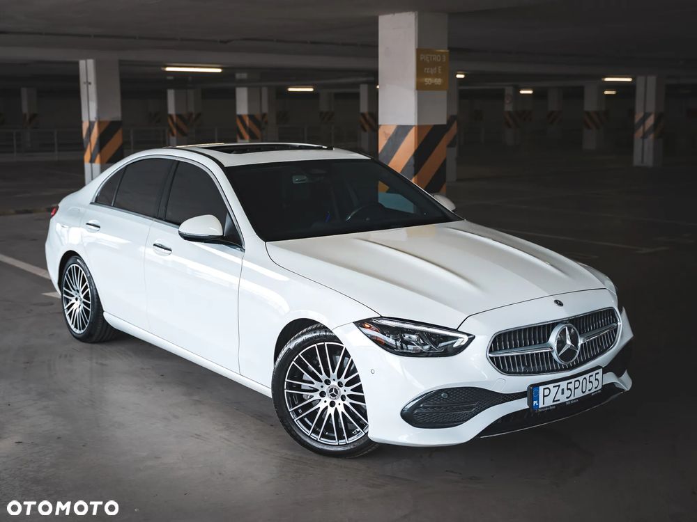 Mercedes-Benz Klasa C 300 4Matic 9G-TRONIC Avantgarde - 17