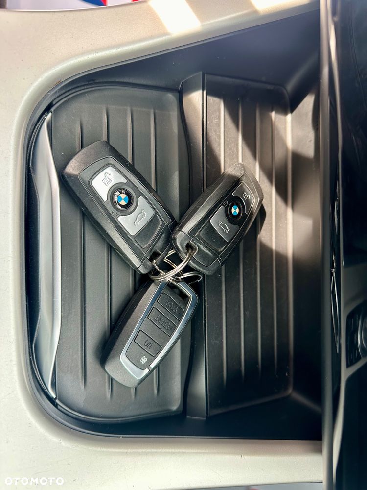 BMW X3 xDrive20d - 27