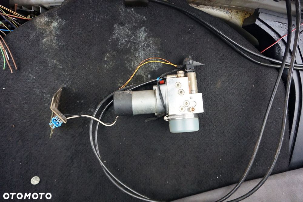 POMPA KOMPRESOR KLAPY BAGAŻNIKA 7 IV E65 4.4 V8 7015009 SIŁOWNIK BMW 2001-2005 - 3