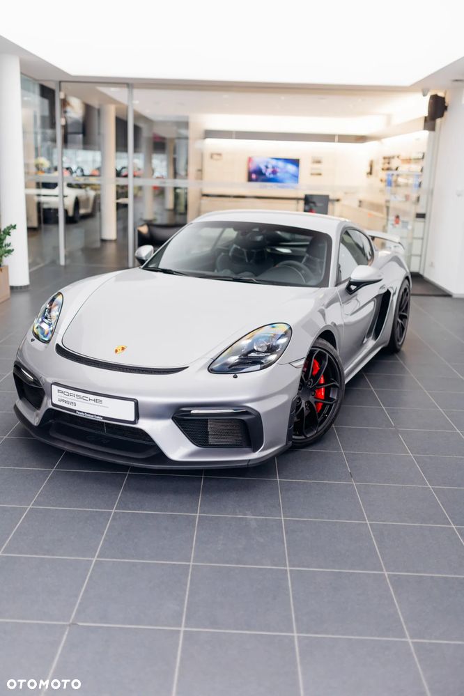 Porsche 718 Cayman - 5
