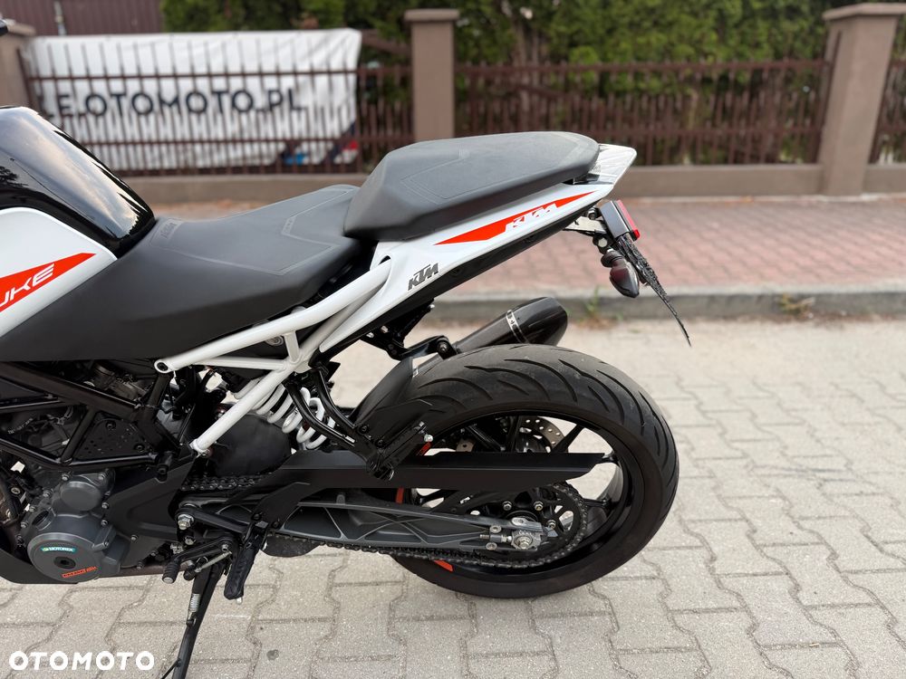 KTM Duke 390 - 24