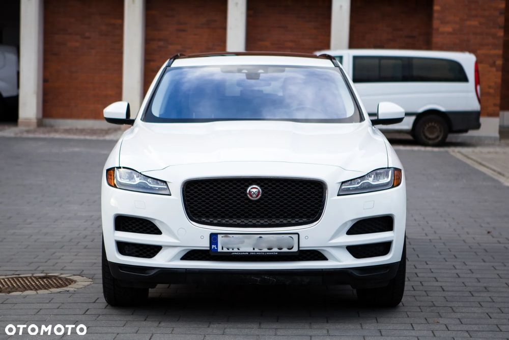 Jaguar F-Pace 25t AWD Prestige - 3