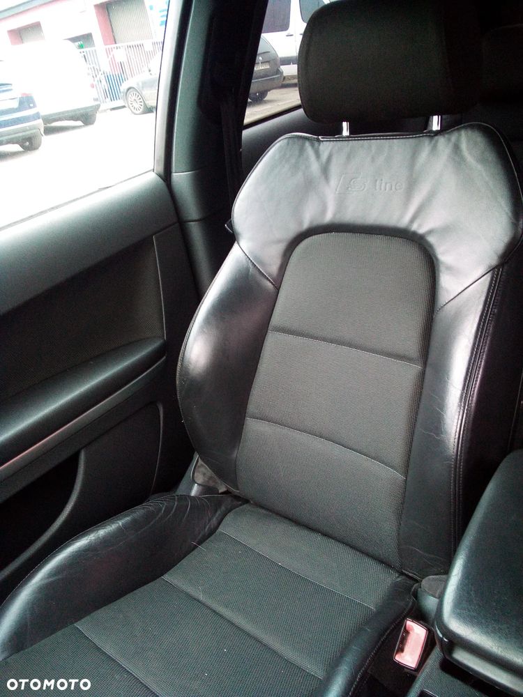 Fotele Audi a3 8p S-LINE 3 Drzwiowy Komplet - 3