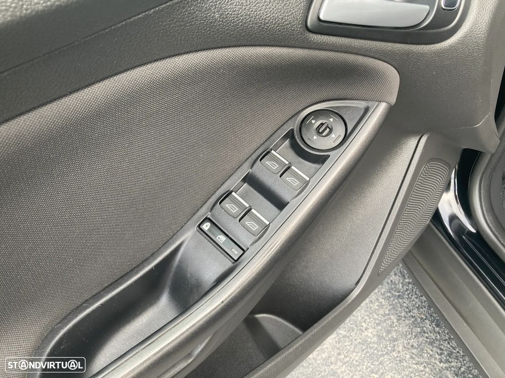 Ford Focus SW 1.5 EcoBlue S&S TITANIUM - 27